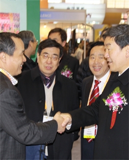 President Zhou Qingfeng is reporting to the Vice-Minister Niu Dun of the Ministr